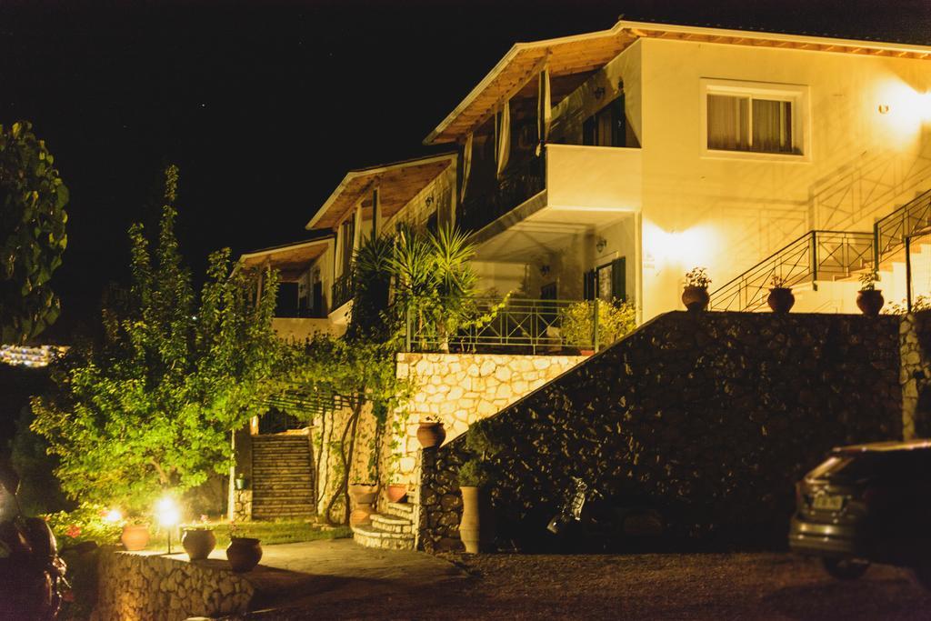 Althea Studios Lefkada Agios Nikitas Exterior photo