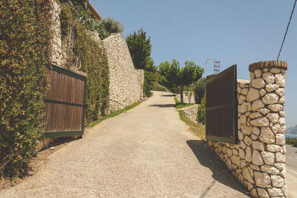 Althea Studios Lefkada Agios Nikitas Room photo